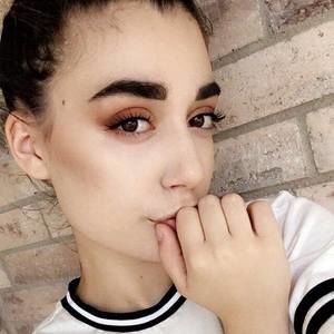 Meet your Posher, Serena